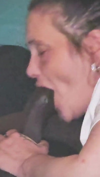 Headrietta Is the Best Step Mom and Boy Could Dream of Best Gumjob