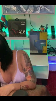 Thủ dâm thổi kèn và làm tình của một nữ diễn viên khiêu dâm Colombia nóng bỏng - Jenifer Play