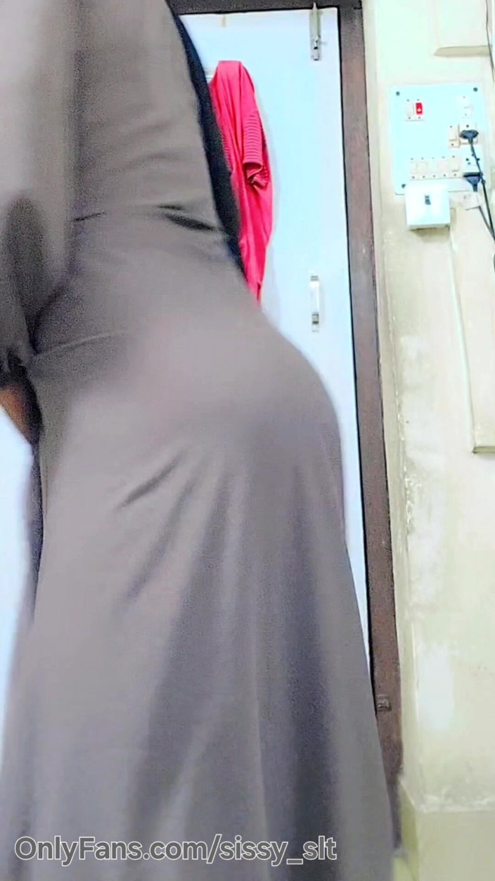 Sissy Slut Simran: 戴穆斯林头巾的穆斯林 Hijda Kinner