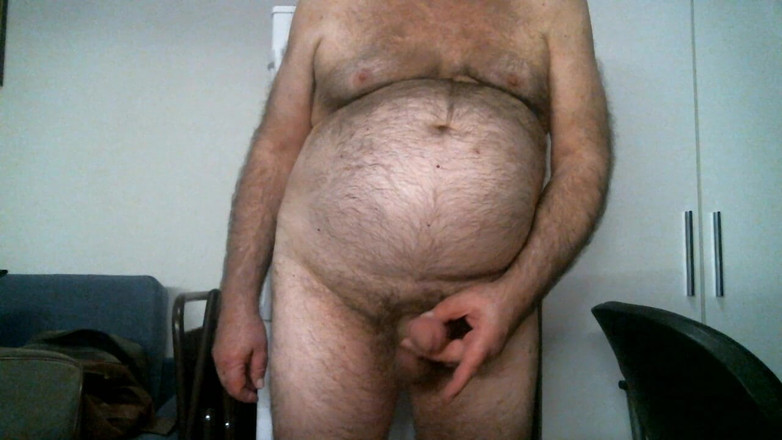 Coach Karl dude lodge: Huấn luyện viên karl cọ xát và vuốt ve trong...