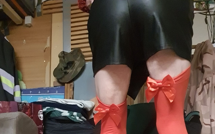 Stani200: 솔로 에로틱 댄스