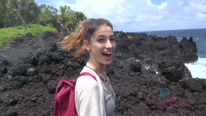 ATK Fans (Girlfriends): Vacanță virtuală în Hawaii cu Kristen Scott partea 4