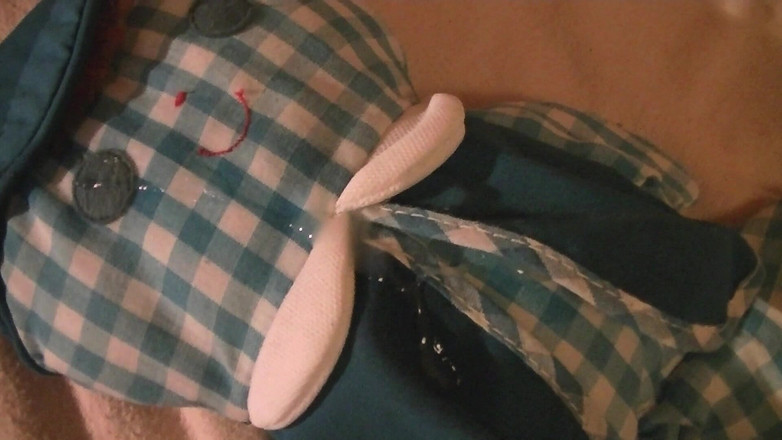 Mark Hannes: Masturbation à la main avec le jouet Klausi Von, utilisateur Blueboyneedscum