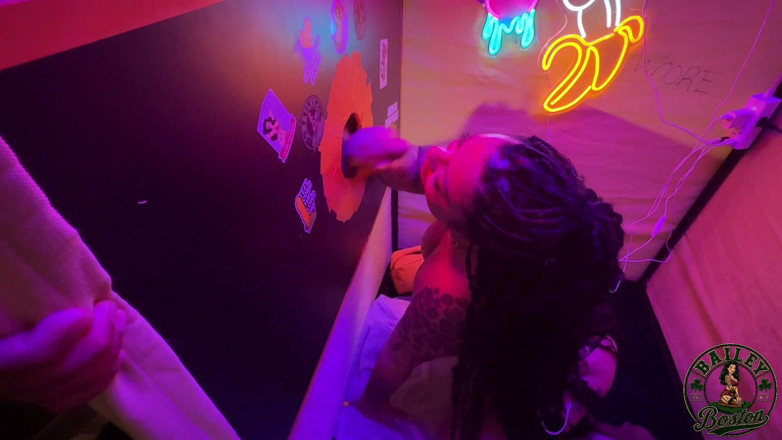Sharedwife90: Glory Hole Series 3.2