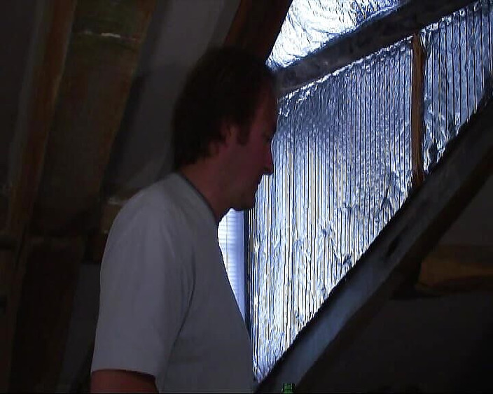 Monde Francais: Vnadná francouzská děvka si užívá společnost na čtyřech chlípcích