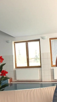 Đầu tiên họ chụp ảnh sau đó họ
