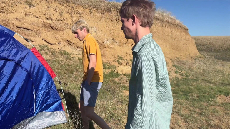 Sandro Jenner: Ha fatto sesso appassionato con sconosciuti in una tenda