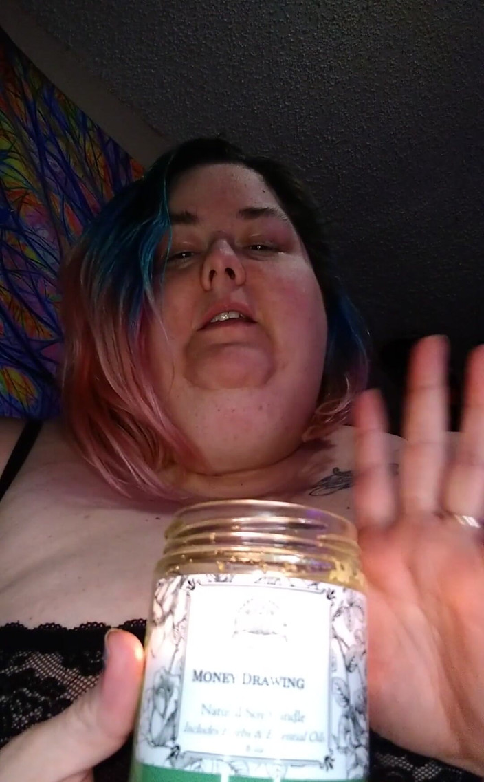 Kitty Delgato: Ho messo un incantesimo su di te