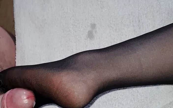 Alter: Caro black nylons