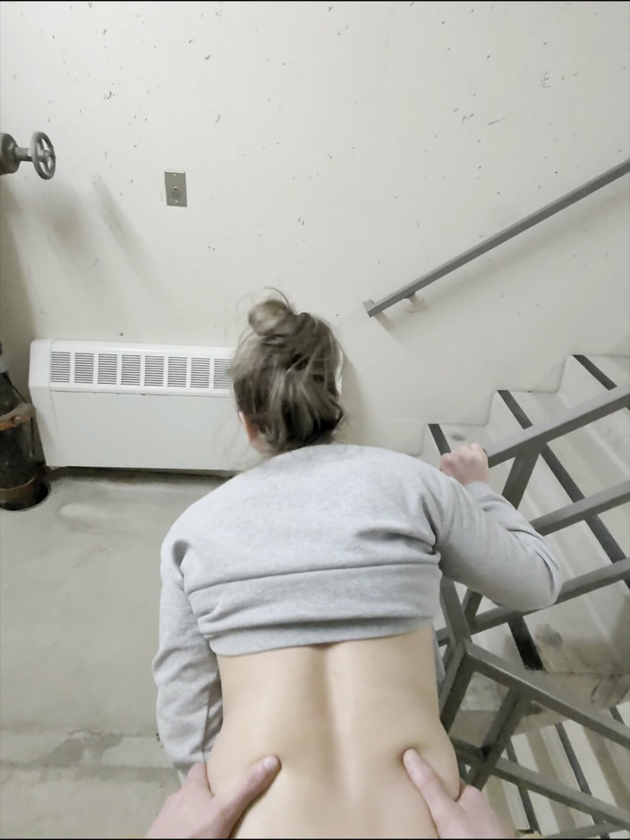 Mya Lane: Risky Hotel Sex in Window, Elevator and in the Hallway