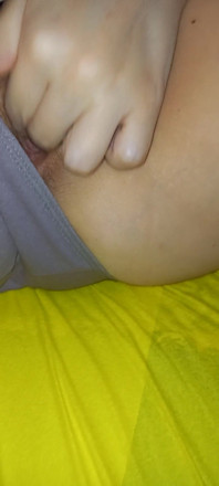 毛茸茸的阴户手淫