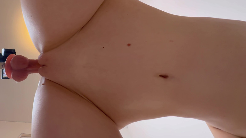 Destination Kat: 내 보지를 핥는 걸 좋아해