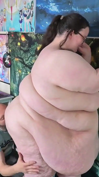 Stripping and Caressing SSBBW