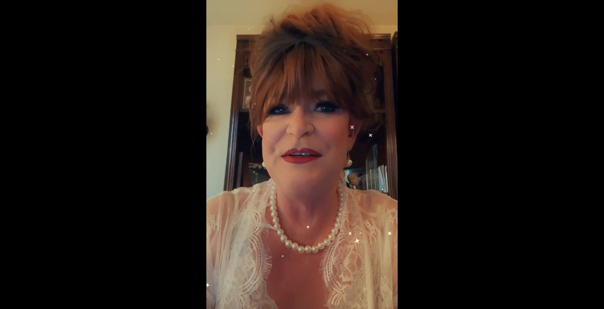 FemmeCheri120: 私のSnapchatを尋ねる...。