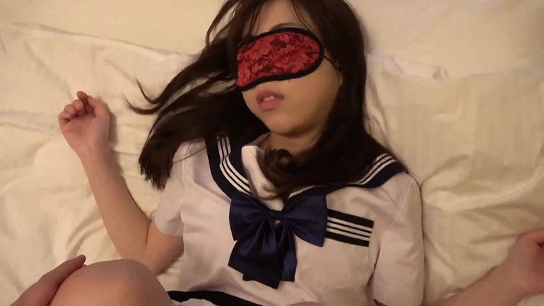 Studio Modern Shunga - JAV: Înger asiatic 9615