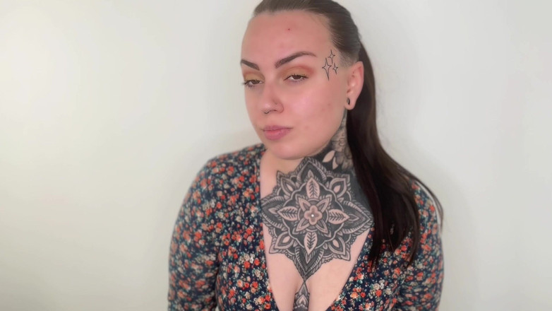 Miss Valentina: Terapi-fantasi dengan Dr Valentina