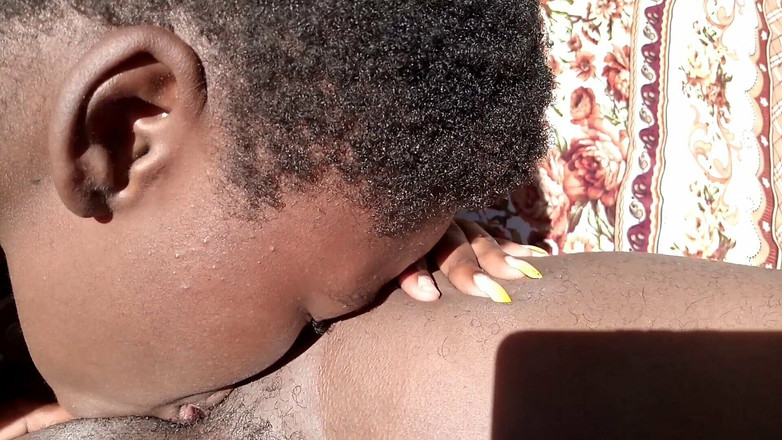 BMCs: Вона гарно смоктала мою дупу