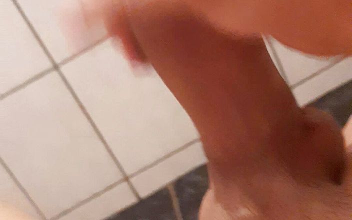 Brayer: Cumming yummy in the bathroom after masturbating yummy