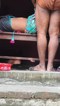 Bhabhi and Dewar Outdoor Bathroom Sex