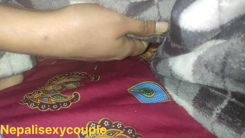 Nepalisexycouple: 흑형 대물 과 섹스하는 백마 새엄마