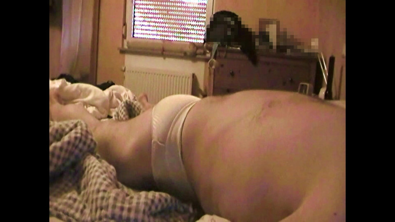 Mark Hannes: con le mutandine bianche della suocera