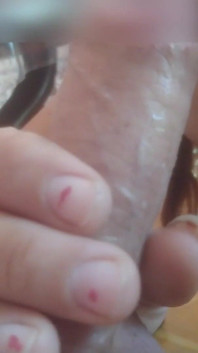 Ma belle-mère sexy taille une pipe réelle et se fait baiser la chatte