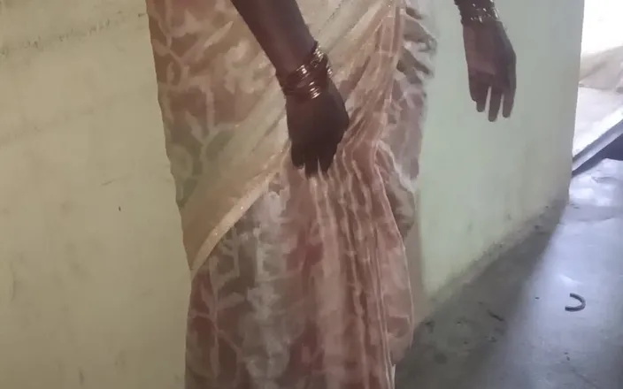 couple_Love7: Marathi Gawran Bayko Gand Dakhwtana