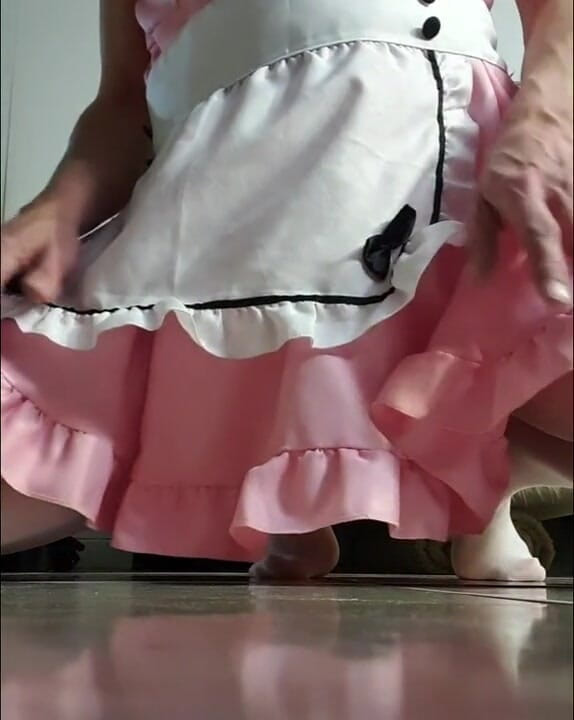 SissyVanessaslut: 난 네 앞에서 나를 애원하는 걸 좋아해