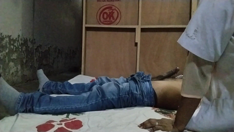 Mannirkuok: Der patient schimpfte auf die krankenschwester erbittert