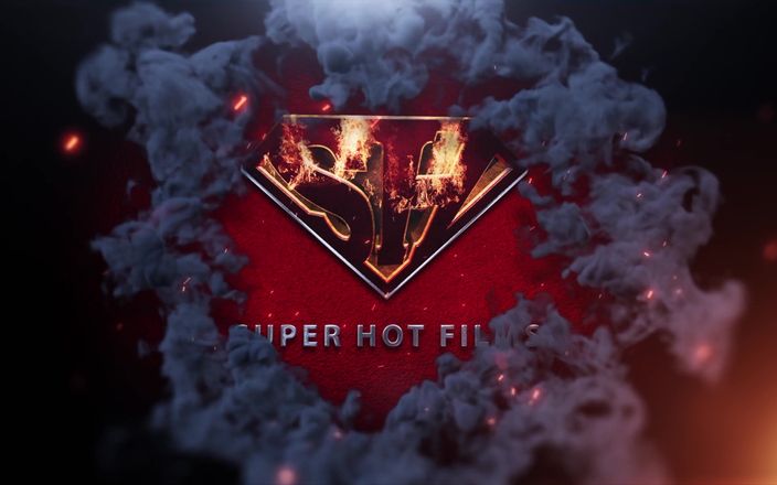Super Hot Films: Gwiazda porno Nina Rivera nie może zachować ust od białego...