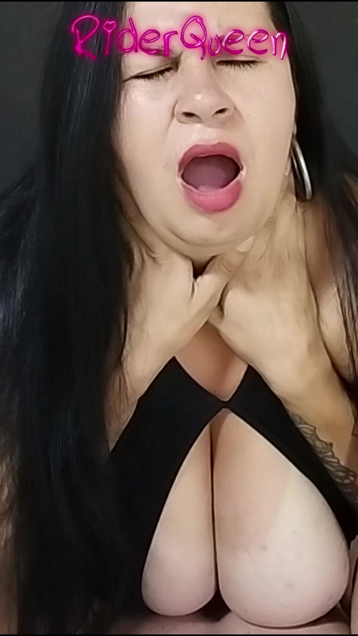 Only Riderqueen BBW Step Mom Latina Alone: Scopando a motociclista culo grosso latina donnona miLF