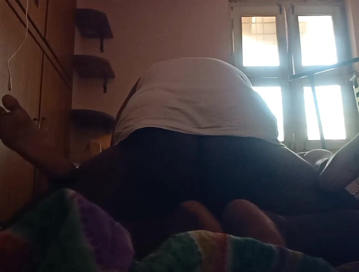 Desi village sex: 德西房子性爱