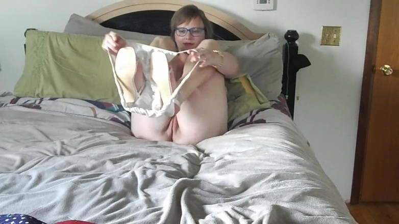 The Appalachian American Princess: Begging for your big cock