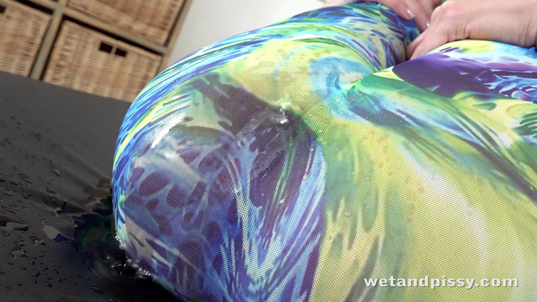 Puffy Network: Islak ve sidikli yağmur yağmasına izin ver