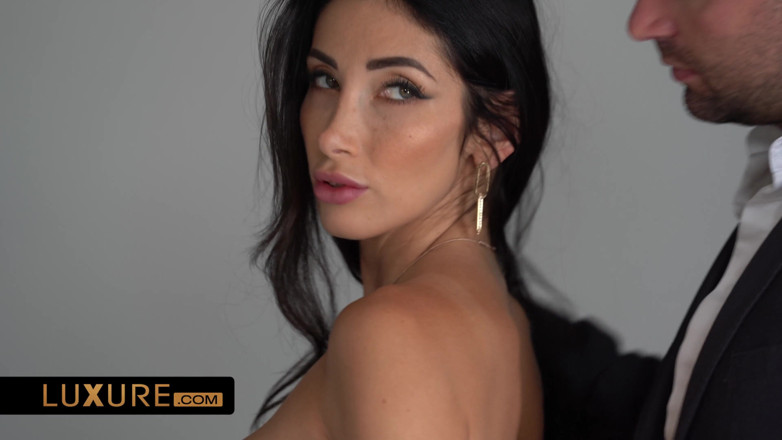 Luxure: Clea Gaultier Is Invited by Cherry Kiss and Her Husband