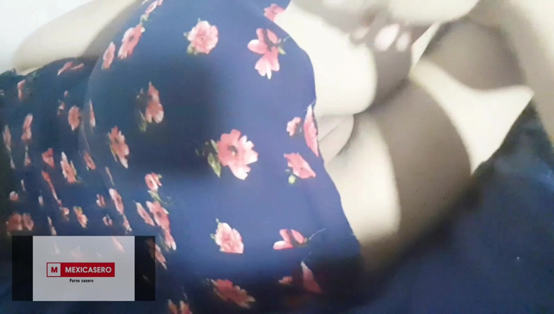 Mexicasero: Arkadaşımın çiçekli elbiseli üvey annesi beni tekrar ziyaret etti
