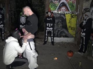 Bareback spy cam from Spain: Slut twinkfucked raw in the night for halolween