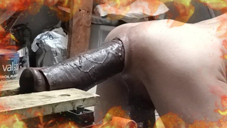 Elgloton: Enorme Polla Negra Destroza Al Gloton