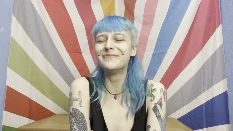 Alice Bean: Corp mirositor fetiș Q și a