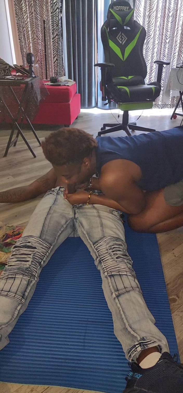 Wondahead21: 해피 엔딩과 함께하는 피트니스 목구멍 메시지!!️