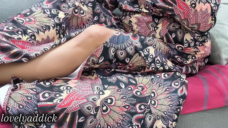 Lovelyaddik: Buso Saudara Tiri Ketika Dia Tidak Memakai Celana Dalam on...