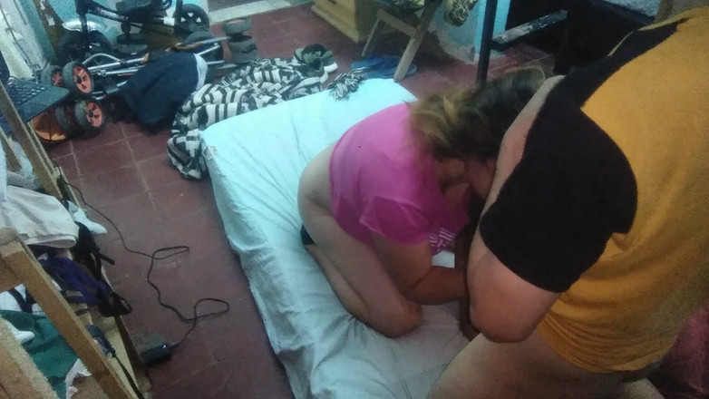 Fitcure1: Saje mě na matraci a jezdí na mě velmi bohatém