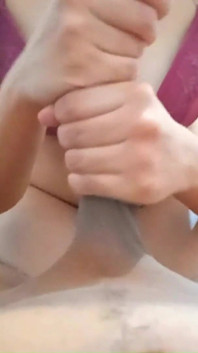 Meine freundin gibt mir einen handjob wie ein profi, erstaunlich !! - Accounter Adventures.
