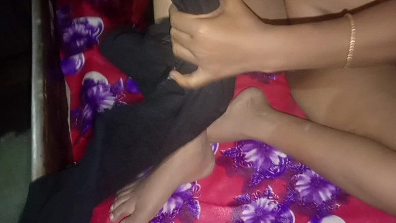 Real Time Enjoy: Cuplu indian desi din Bangladesh Chuda Chudi Din Bangladesh