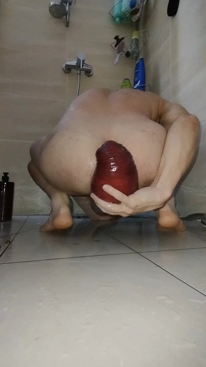 Maganafolgas: Короткое видео гигантской плоти