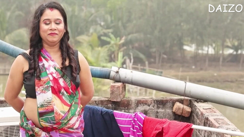 AlexDaizo: Desi Bahi Ko Akele Me Chod Diya