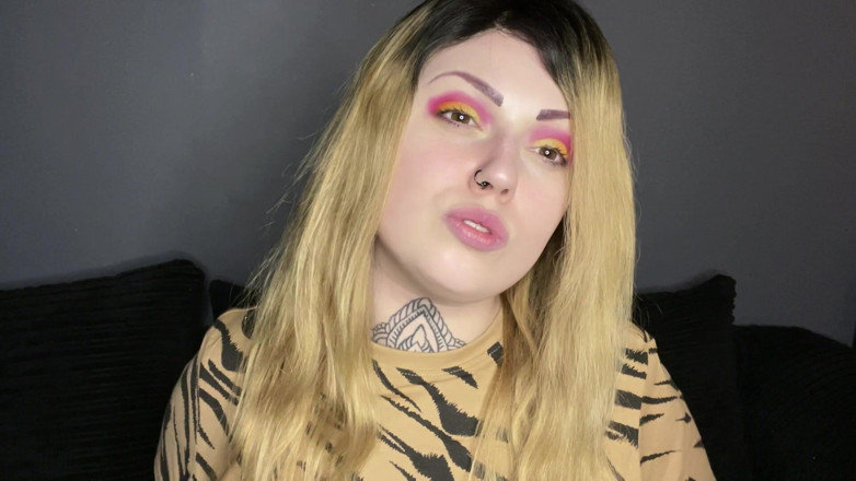 Miss Valentina: Mesmerised to Forget Her