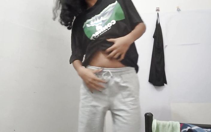 desigirl93: Nika के पास परफेक्ट अछूता शरीर है