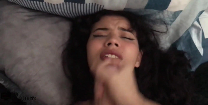 MAFELAGO: मेरी सौतेली बहन घर आती है मुझे उत्तेजित करती है और मुझे अच्छी लंड चुसाई देती है