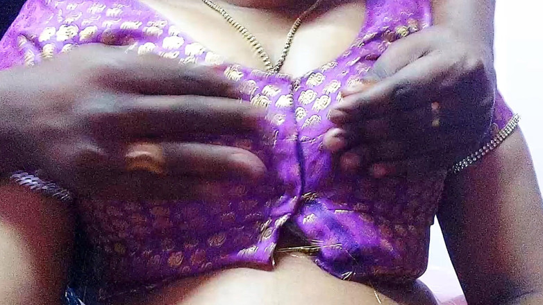 Desi Mohini: Sexe hardcore avec ma belle-fille dans la chambre